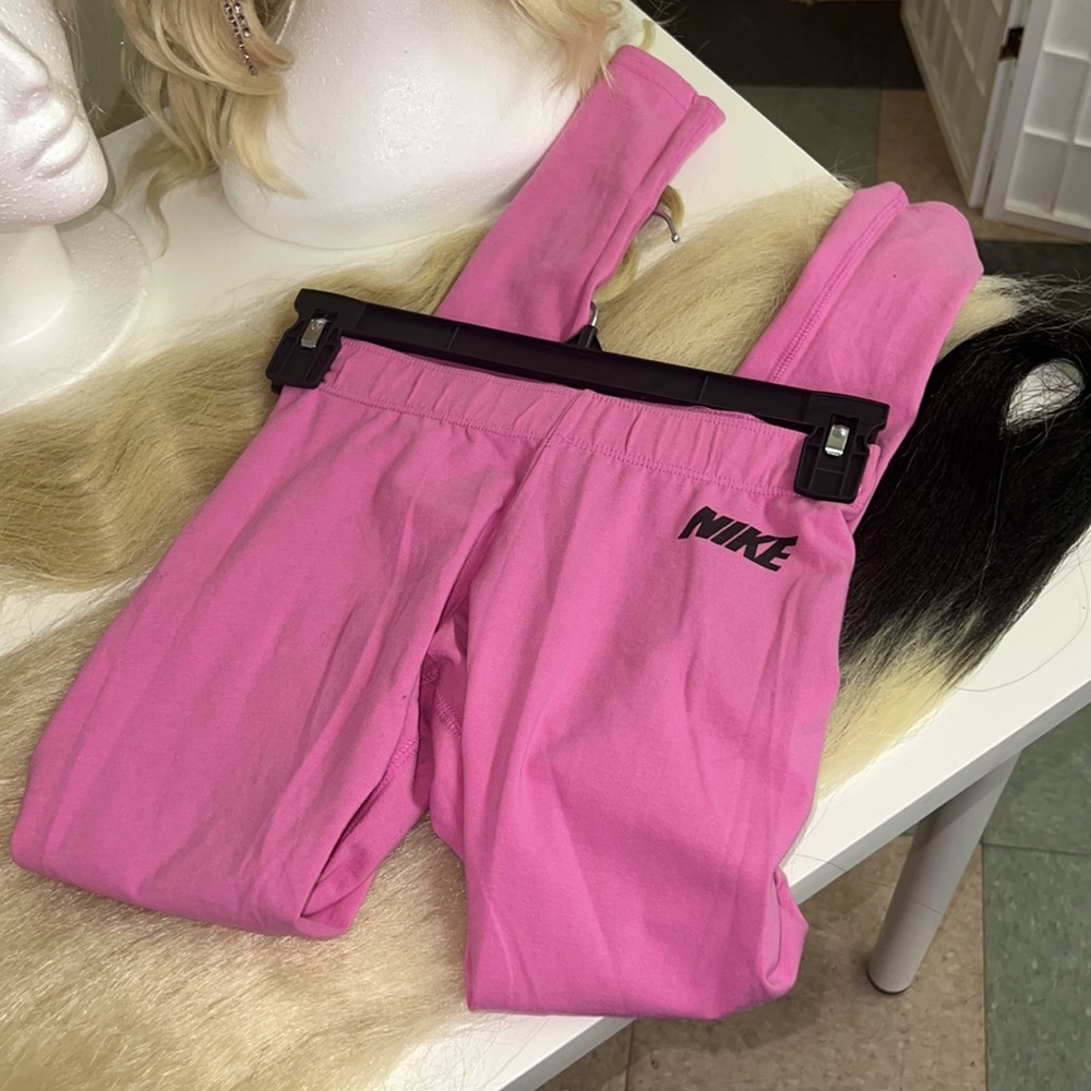Pink Nike Leggings